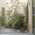 Rochais Apartman *