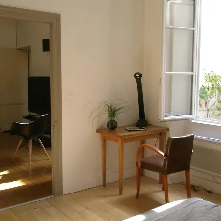 Apartment Rochais